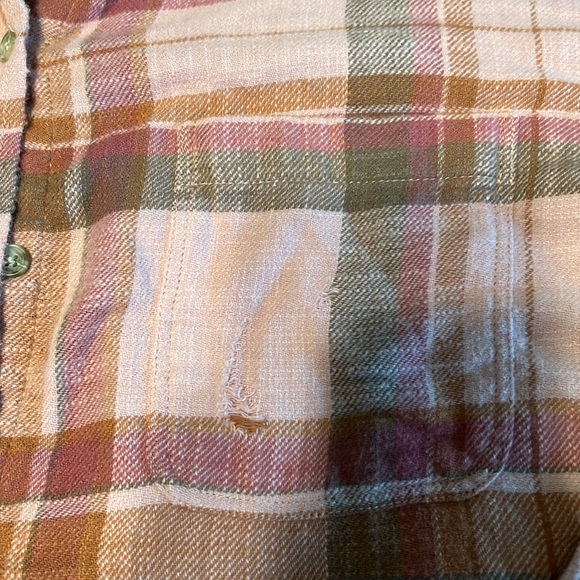 AE Distressed Plaid Shirt - Picture 3 of 5